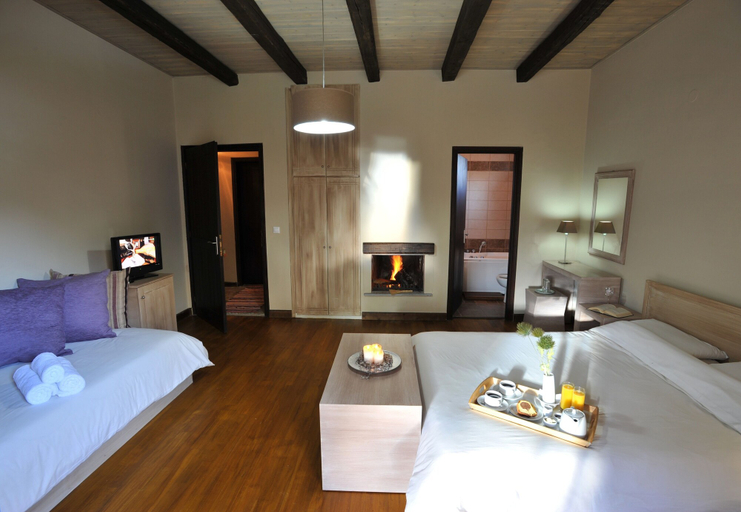Bedroom 2, Gefyri Hotel, Epirus