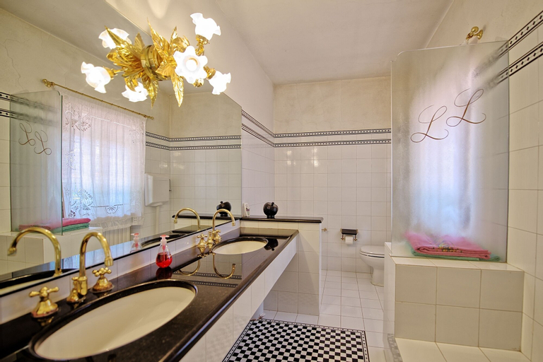Bedroom 5, Villa Lorena, Arezzo
