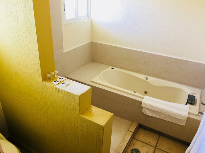 Bathroom, Hotel Js, Yautepec
