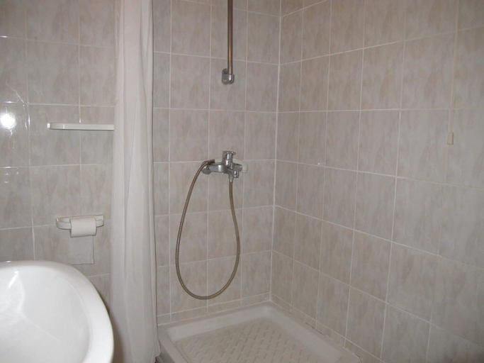 Bathroom 5, Melissa II Hotel, Attica