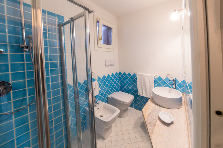 Bathroom 5, Residenze Dei Fiori, Olbia-Tempio