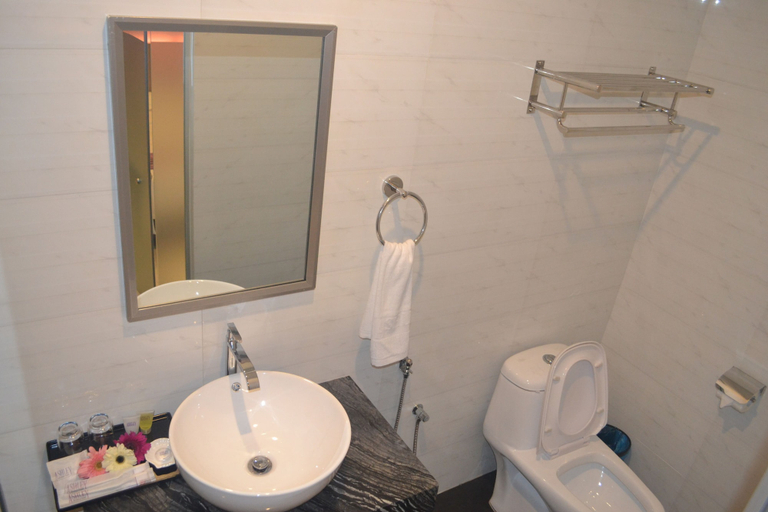 Bathroom 5, ASHLEY Boutique Hotel, Petaling Jaya