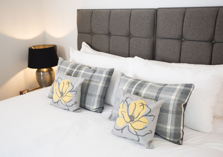 Bedroom 2, Glenmoriston Townhouse Hotel, Highland