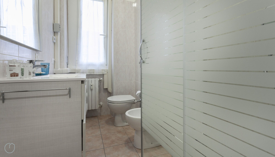 Bathroom 3, Italianway - Petrocchi 48, Milano