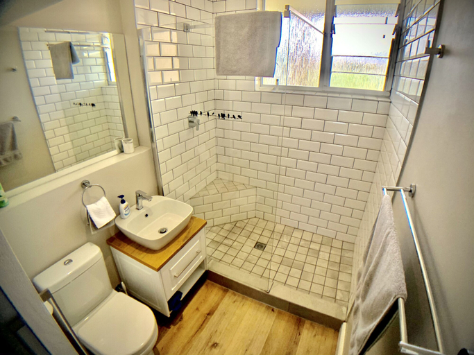Bathroom 3, Ashley on the Beach, City of Cape Town