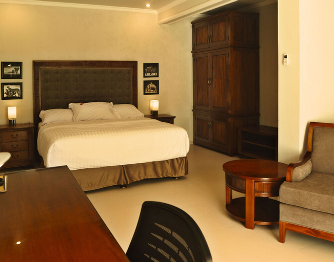 Bedroom 13