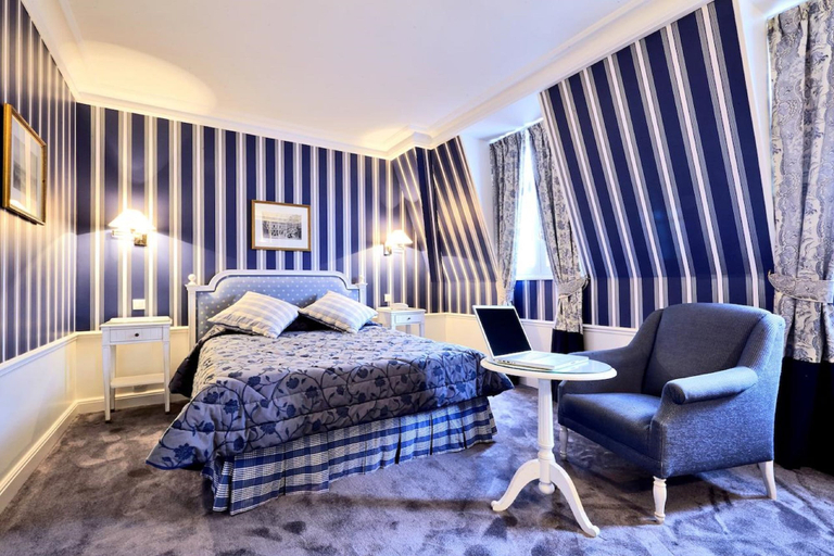 Bedroom 3, Golden Tulip Washington Opéra, Paris