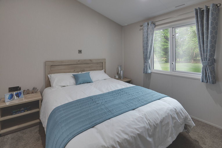 Bedroom 2, St Helens Coastal Resort, Isle of Wight