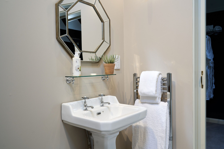 Bathroom 5, The Langford Inn & Restaurant, North Somerset