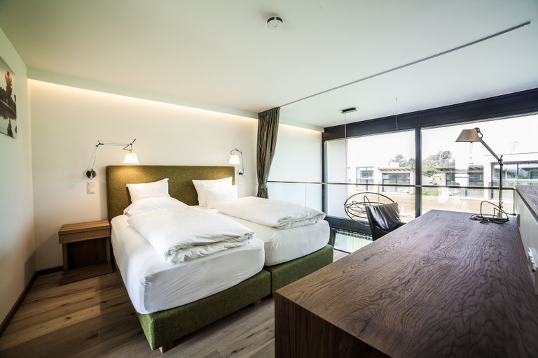 Bedroom 3, Hotel Diamond Country Club, Tulln