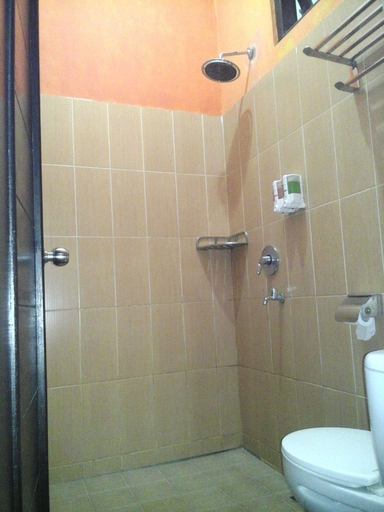 Bathroom 3, Griya Nendra Hotel, Sleman