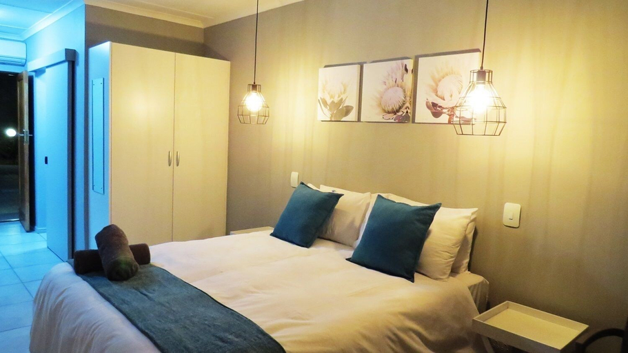 Bedroom 3, 21 Klein Karoo Street, Eden