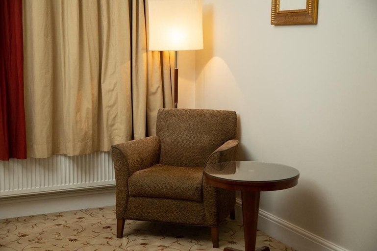 Others 5, The Ladbrooke Hotel, Birmingham