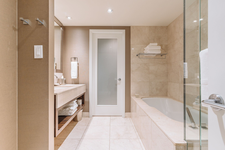 Bathroom 5, L'Hermitage Hotel, Greater Vancouver
