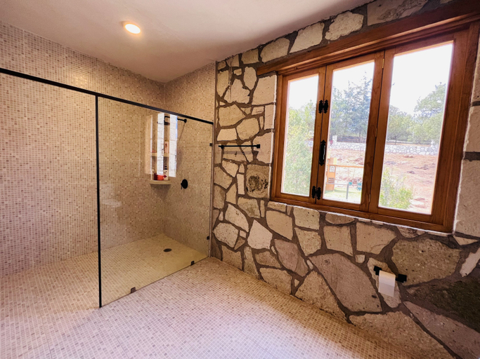 Bathroom 3, Casa Francisca, Mineral del Chico