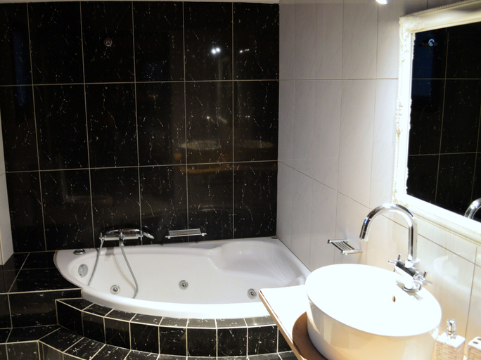 Bathroom, Gold Luxury Villa Ialysos, South Aegean