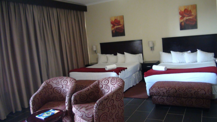 Bedroom 2, Grange Gardens Hotel, eThekwini