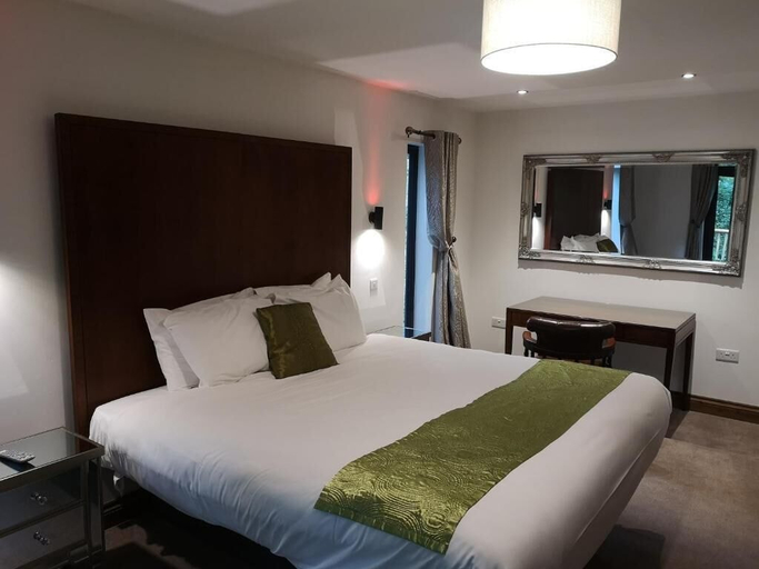 Bedroom 3, Bluestone Hot Tub, Carmarthenshire