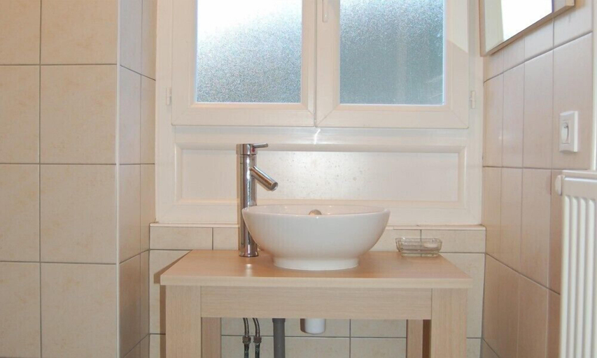 Bathroom 5, Chambres d'hôtes Joly Saint Sauveur, Jura