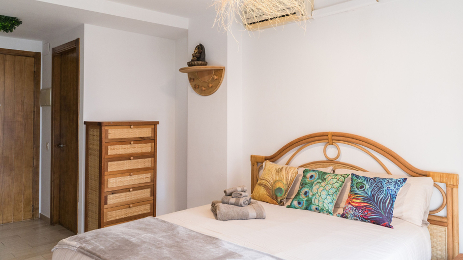 Bedroom 3, Banana Beach Patacona, Valencia
