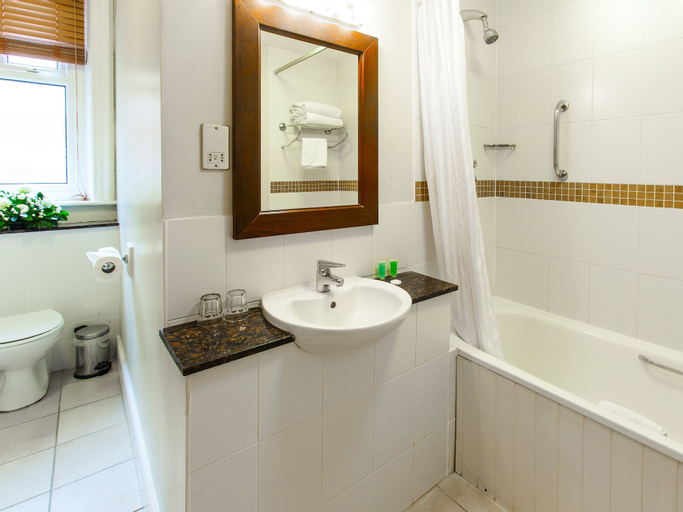 Bathroom 8