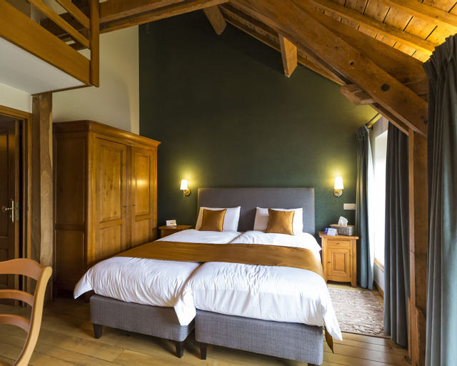 Bedroom 12