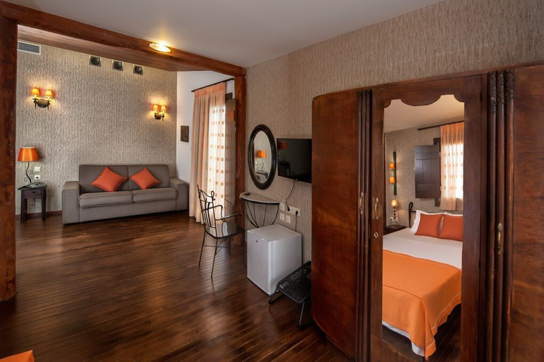 Bedroom 4, Polys Guest House, Central Macedonia