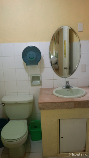 Bathroom 5, Golden Sunset Beach Club, Mambajao