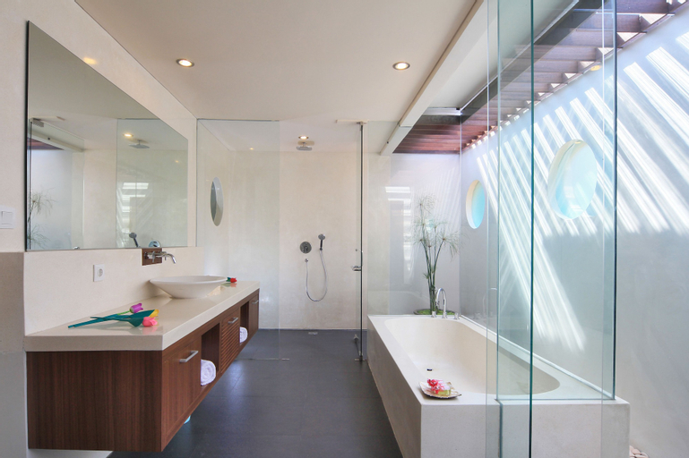 Bathroom 3