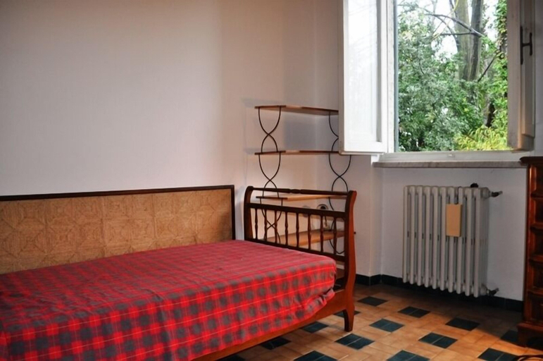 Bedroom 2, Villa il Giardino, Lucca