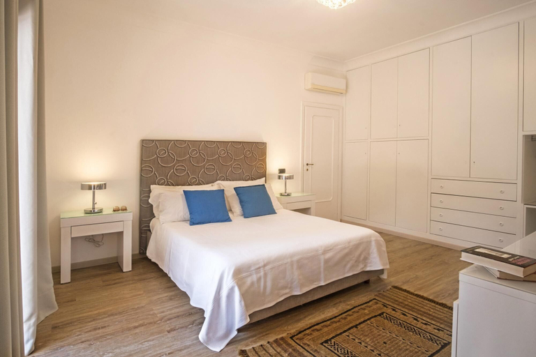 Bedroom 2, Amore Rentals - Appartamento Carmela, Napoli