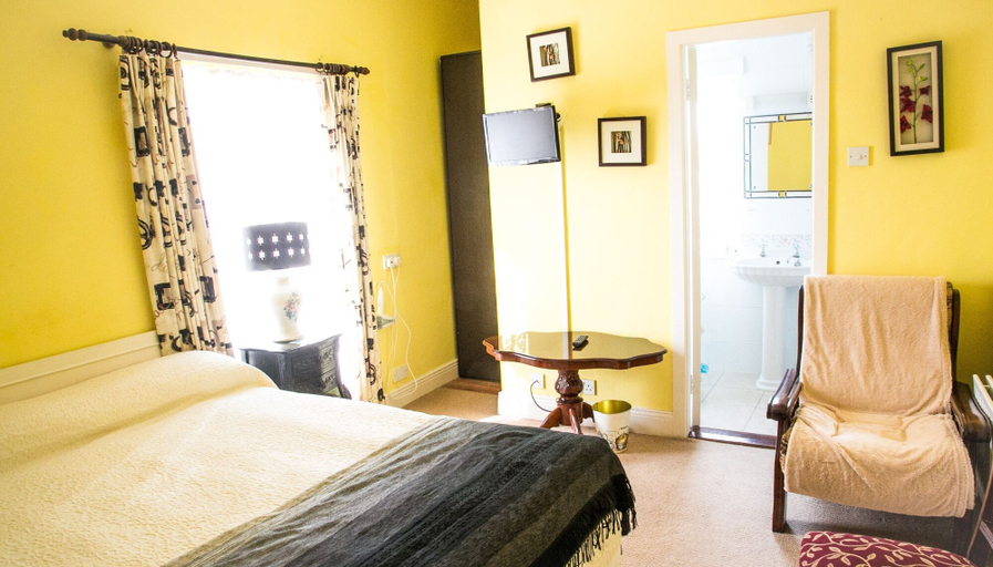 Bedroom 2, The Orchard
