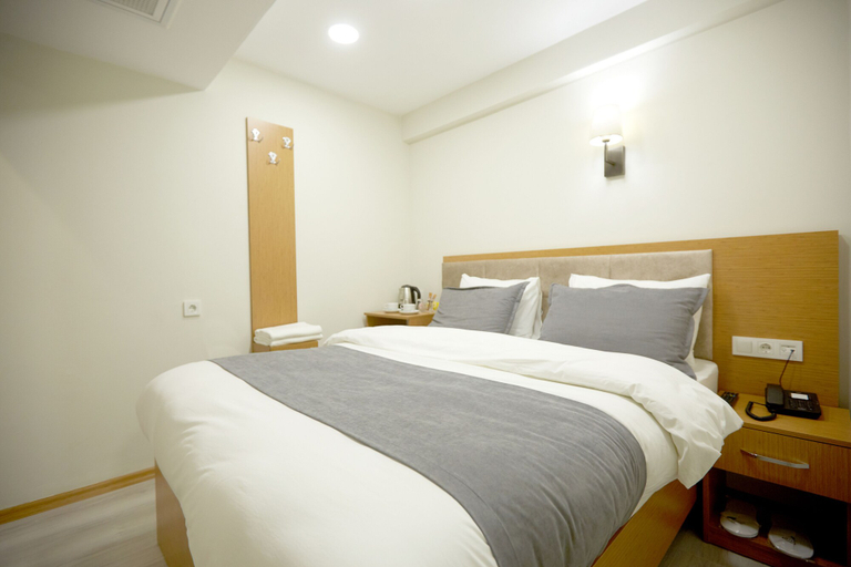 Bedroom 5, Kartal Palace Taksim Square, Beyoğlu