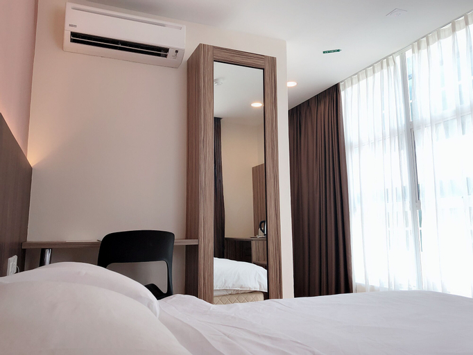 Bedroom 10