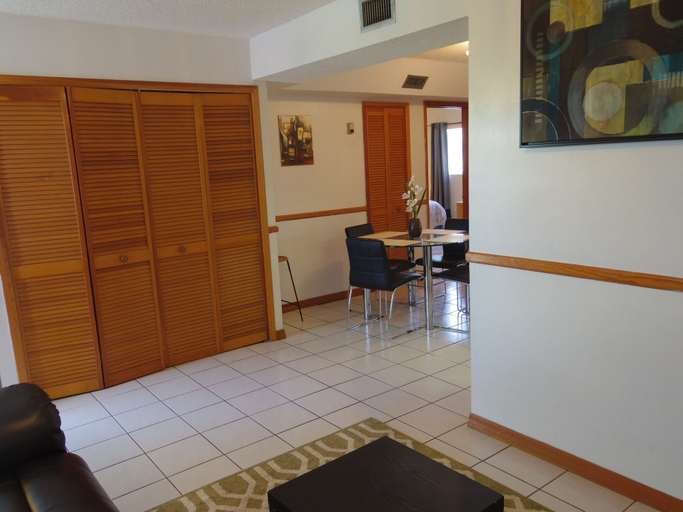 Others 5, SoBe Apartments, Miami-Dade