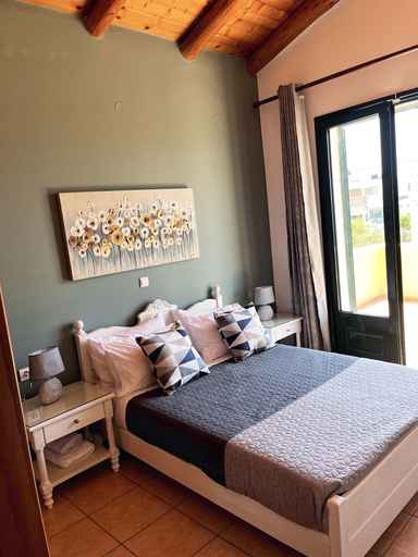 Bedroom 5, Skandalis Traditional Suites, Crete