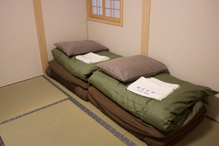 Bedroom 2, Kamoya Ryokan, Kyoto