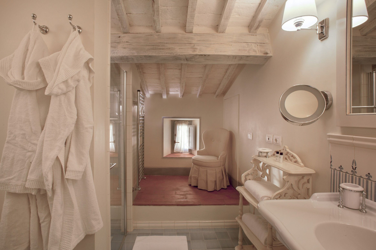 Bathroom 3, Podere Brizio, Siena