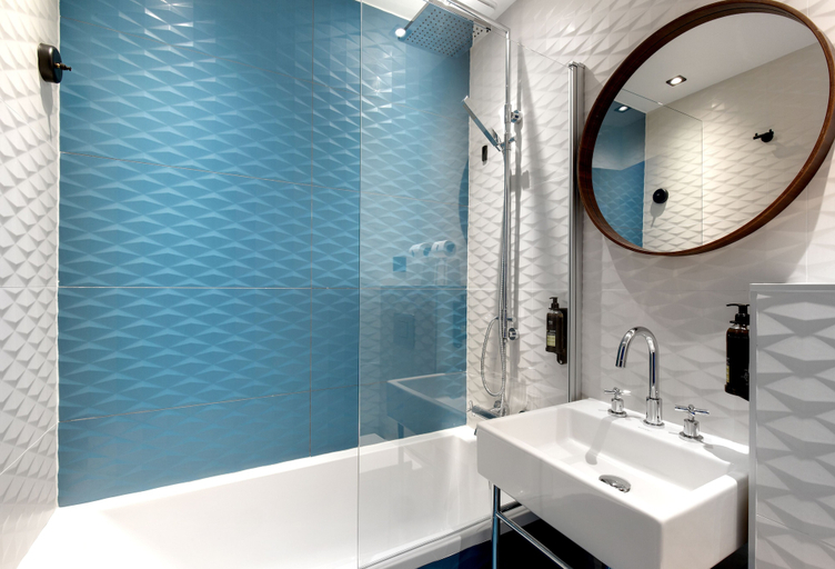 Bathroom 5, Hôtel Montmorency, Aude