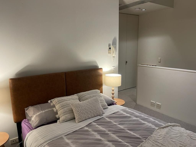 Others 5, Central Apartments, Sydney