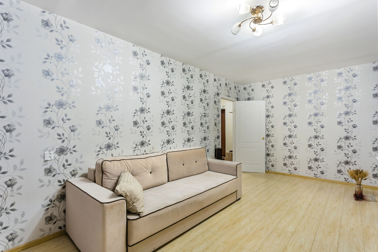 Others 4, Apartment on Kozhevnivheski Vrazhek 3, Central