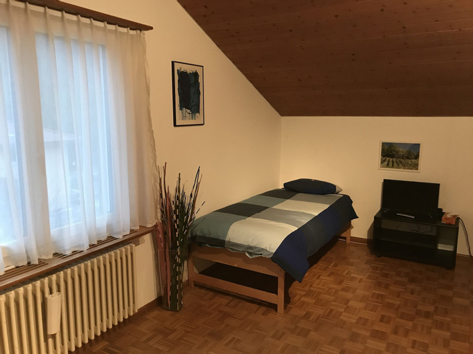 Bedroom 2, Bed & Breakfast Obermumpf, Rheinfelden