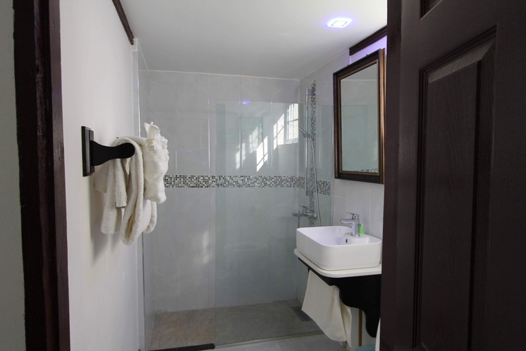 Bathroom 3, Sand and Blue Seas