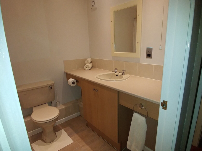 Bathroom 3, Swan Studios, Northumberland