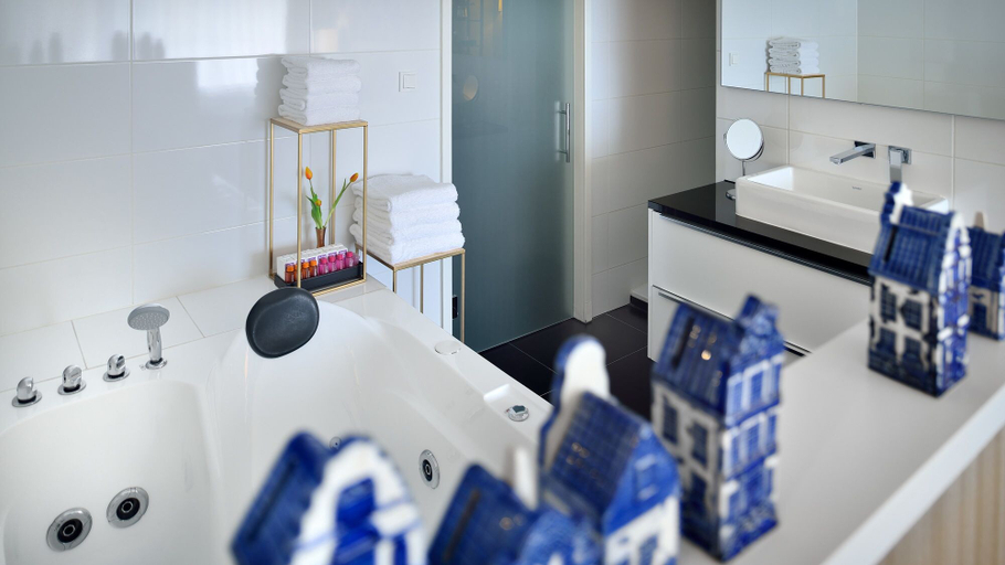 Bathroom 5, Van Der Valk Hotel 's-Hertogenbosch - Vught, Vught