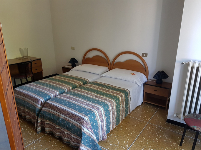 Bedroom 4, Albergo Triana e Tyche, Bologna