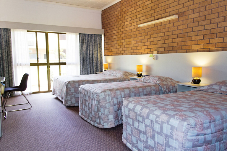 Bedroom 5, Litchfield Outback Resort, Coomalie