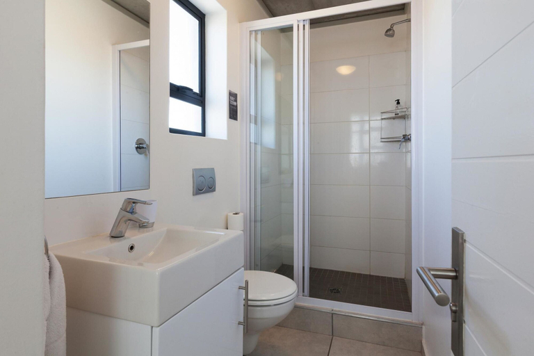 Bathroom, Hillside Heights 503 by CTHA, City of Cape Town