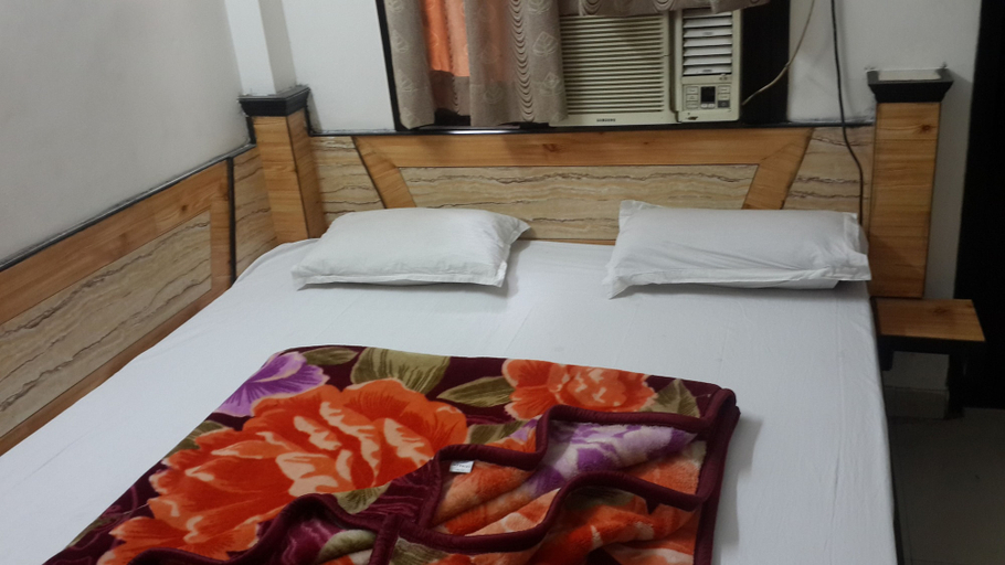 Bedroom 3, Hotel Neha Inn, Delhi