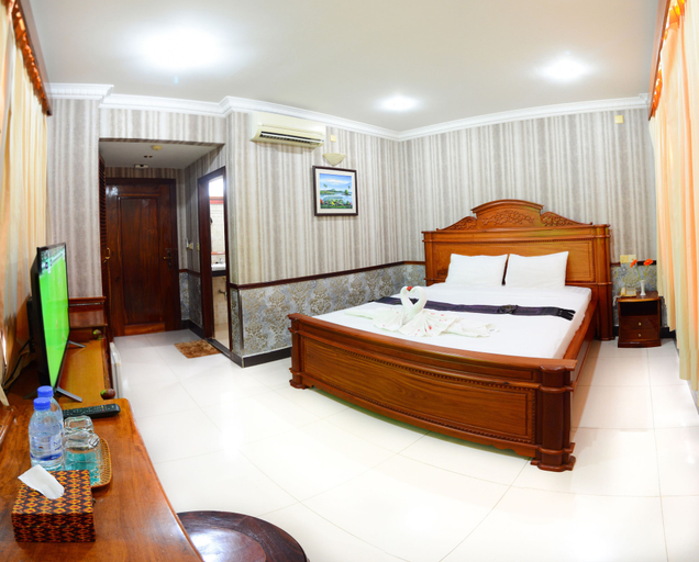 Bedroom 4, Holiday Hotel, Svay Pao